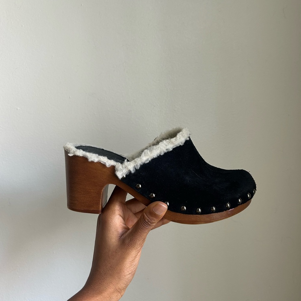 Charles David Black Shearling Clogs